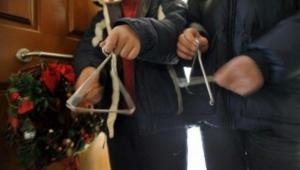 Τρεις ληστείες κατά ανηλίκων που είχαν βγει να πουν τα κάλαντα