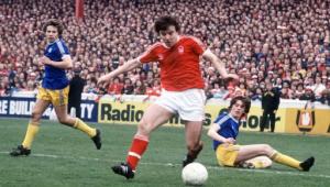 Θρήνος στη Νότιγχαμ Φόρεστ: Πέθανε ο Τζον Ρόμπερτσον – Ήταν στην ομάδα που κέρδισε δύο φορές το Κύπελλο Πρωταθλητριών