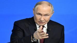 Kommersant: Ο Πούτιν «ίσως» θα ήταν ανοιχτός σε ανταλλαγή εδαφών, αλλά θέλει ολόκληρο το Ντονμπάς