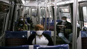 Επίθεση με μαχαίρι κατά τριών γυναικών μέσα στο μετρό στο κέντρο του Παρισιού: Προσπάθησε να διαφύγει ο δράστης αλλά συνελήφθη