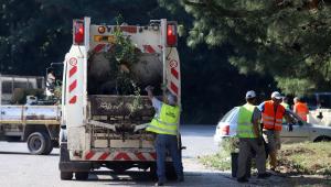 Πάτρα: Ι.Χ. «καρφώθηκε» σε απορριμματοφόρο – Τραυματίστηκε εργαζόμενος