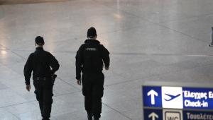 Σύλληψη 29χρονης στο "Ελ. Βενιζέλος" με 24 κιλά ακατέργαστης κάνναβης