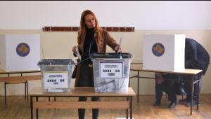 Χωρίς προβλήματα διεξάγονται οι βουλευτικές εκλογές στο Κόσοβο