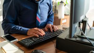 Οι 30 μόνιμες παροχές που «κέρδισαν» μισθωτοί, συνταξιούχοι και νοικοκυριά το 2025