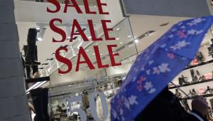 Τη Δευτέρα ξεκινούν οι χειμερινές εκπτώσεις - Πόσο θα διαρκέσουν