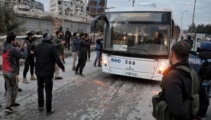 Συρία: Εγκαταλείπουν το Χαλέπι οι τελευταίοι κούρδοι μαχητές