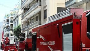 Φωτιά σε διαμέρισμα στην Πατησίων: Η πυροσβεστική απεγκλώβισε δύο άτομα