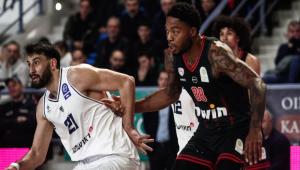 Ταϊρικ Τζόουνς: Επιβεβαίωσε ότι δεν θα παίξει με Παρτιζάν μετά το… άχαστο ντεμπούτο του με Ολυμπιακό