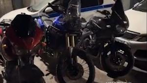 Συνελήφθησαν τρεις νεαροί που έκαναν σούζες στη λεωφόρο Αθηνών - Ο ένας δεν είχε δίπλωμα (βίντεο)