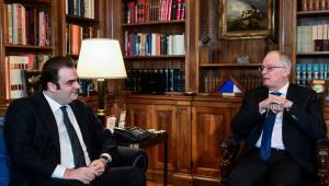 Συναντήθηκαν ο Κ. Τασούλας με τον Κ. Πιερρακάκη, με φόντο τις προοπτικές της ελληνικής οικονομίας