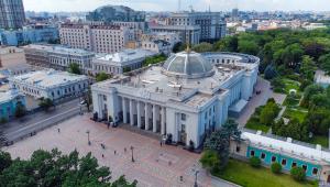 14χρονος τραυμάτισε με μαχαίρι μαθητή και καθηγητή σε σχολείο του Κιέβου