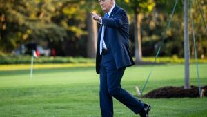 Τραμπ για Γροιλανδία: «Το ΝΑΤΟ να πει στους Δανούς να διώξουν τους Ρώσους και τους Κινέζους»