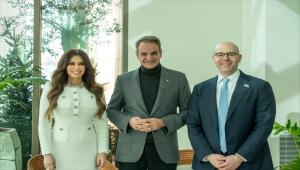 Γεύμα Μητσοτάκη με τον Μιράν της Fed και την Γκίλφοϊλ - Η ελληνική οικονομία στο επίκεντρο