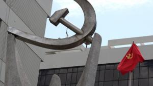 Έφυγε από τη ζωή ο Μάκης Αμπατιέλος, ιστορικό στέλεχος του ΚΚΕ