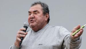 Ο Ανεστίδης απειλεί με μηνύσεις