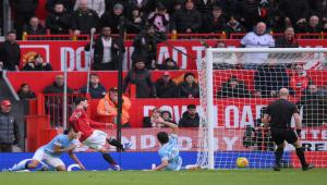 Ονειρεμένο ντεμπούτο Κάρικ, 2-0 η Γιουνάιτεντ τη Σίτι