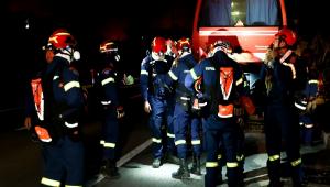 Φωτιά στη Χαλκίδα: Δύο άτομα στο νοσοκομείο μετά την μεγάλη πυρκαγιά σε σπίτι