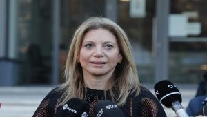 Καρυστιανού: Το διεφθαρμένο πολιτικό σύστημα δεν θα δώσει λύσεις, γιατί αυτό θα σήμαινε τη διάλυσή του – Διαβάστε όλη τη συνέντευξη