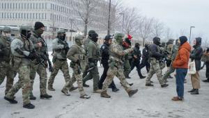 ΗΠΑ: Σε ετοιμότητα περίπου 1.500 στρατιώτες για πιθανή ανάπτυξη στη Μινεσότα