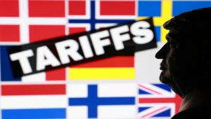 NYT: Η κυβέρνηση Τραμπ θα επιβάλει αμέσως νέους δασμούς, αν το Ανώτατο Δικαστήριο κρίνει παράνομους τους υπάρχοντες