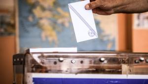 Δημοσκόπηση Opinion Poll: προβάδισμα 16,8 μονάδων της ΝΔ - Στο 53,9% η παράσταση νίκης για το κυβερνών κόμμα