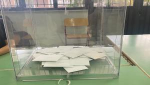 Προηγείται η ΝΔ έναντι του ΠΑΣΟΚ σε δημοσκόπηση της Opinion Poll