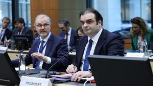 Πιερρακάκης: Πρέπει να επιστρέψουμε σε έναν δρόμο βιώσιμης ανάπτυξης