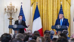 Το Ελιζέ διαψεύδει τον Τραμπ ότι έπεισε τον Μακρόν να αυξήσει τις τιμές των φαρμάκων στην Γαλλία για να μειωθούν στις ΗΠΑ