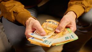 Εργοδότες κατέβαλαν το Δώρο Χριστουγέννων σε 2.313 εργαζόμενους, μετά από παρέμβαση της Επιθεώρησης Εργασίας