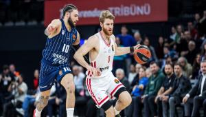 Αναντολού Εφές – Ολυμπιακός 68-74 τελικό: Δυσκολεύτηκε αλλά έφυγε με το διπλό από την Τουρκία