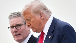 Ανησυχία Στάρμερ για τη συμμετοχή Πούτιν στο «Συμβούλιο Ειρήνης» του Τραμπ