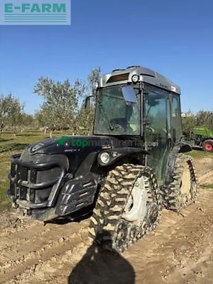 Tractor agrícola -  - mach 4