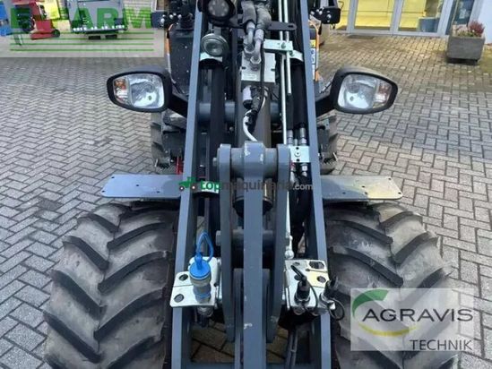 Minicargadora - Giant - g2700 hd