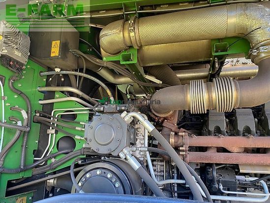 Cosechadora de Cereal - John Deere - 9700 i
