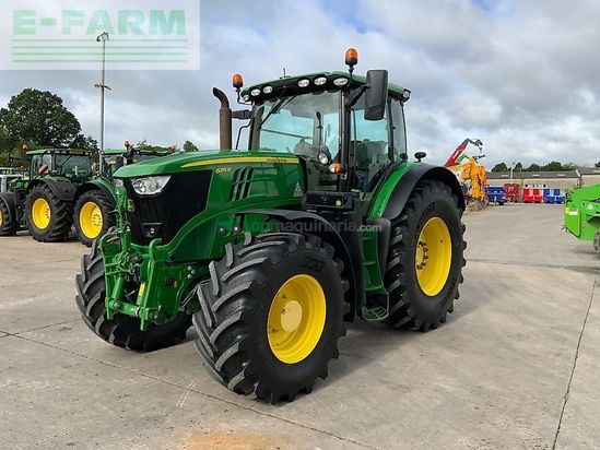 Tractor agrícola - John Deere - 6215r premium edition tractor (st26613)