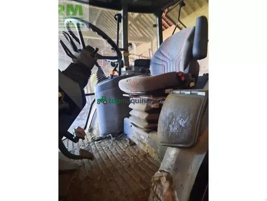 Tractor agrícola - McCormick - mc135