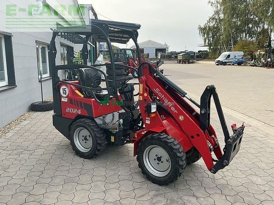 Minicargadora - Schaffer - 2024