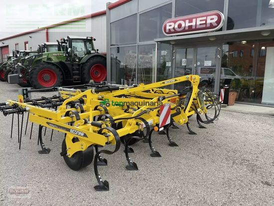 Cultivador - Bednar - versatill vn4000 light