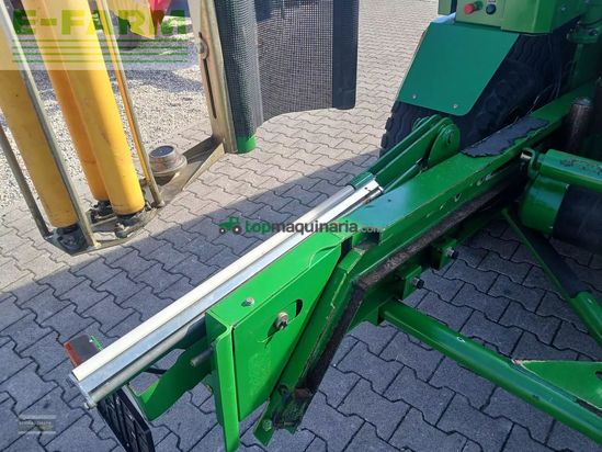 Empacadora gigant - John Deere - 678