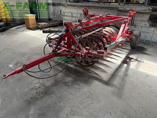 Arado - Kverneland - 6300s variomat 8 schar + packer