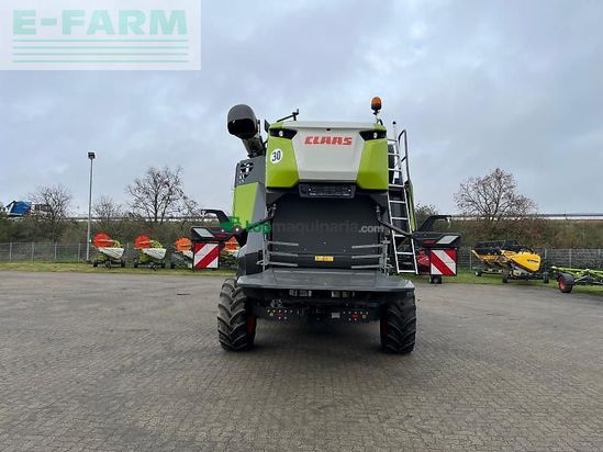 Cosechadora de Cereal - Claas - trion 530 montana