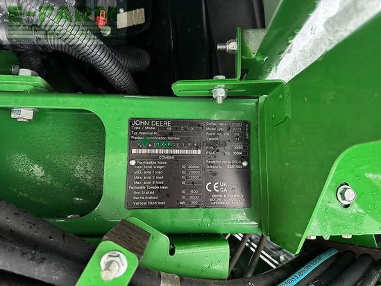 Cosechadora de Cereal - John Deere - x 1100