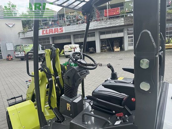 Minicargadora - Fliegl - 25-27 inkl. 3 anbaugeräte