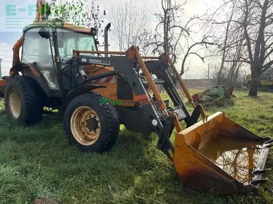 Tractor agrícola - Renault - ergos436