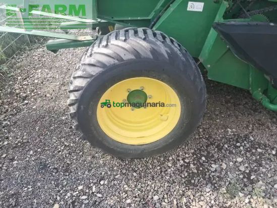 Empacadora gigant - John Deere - 864 premium