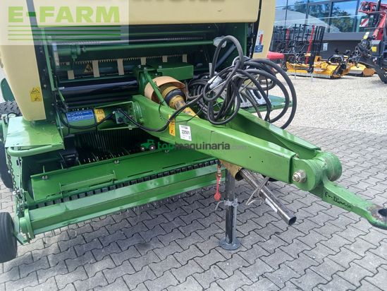 Empacadora gigant - Krone - comprima v150 xc