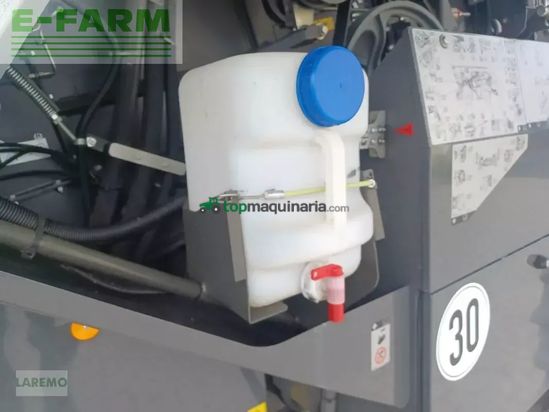 Cosechadora de Cereal - Claas - trion 750 montana + v 770