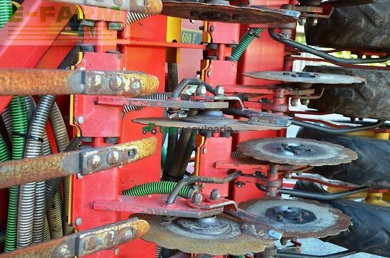 Sembradora - Väderstad - rapid 600 f