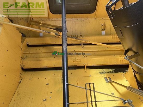 Cosechadora de Cereal - New Holland - cx 8.80
