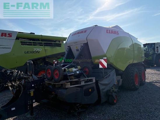 Empacadora gigant - Claas - quadrant 5300 fc t+st